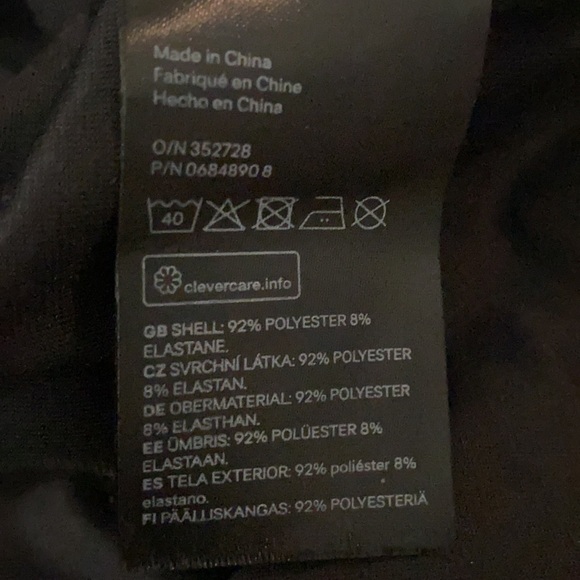 🎈Ssle🎈H & M Divided Mini Velvet Dress - Picture 6 of 7